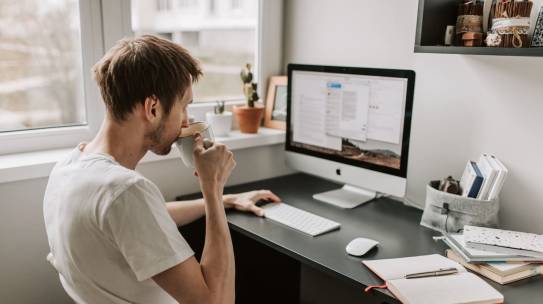 Le télétravail : facteur de risque du mal de dos